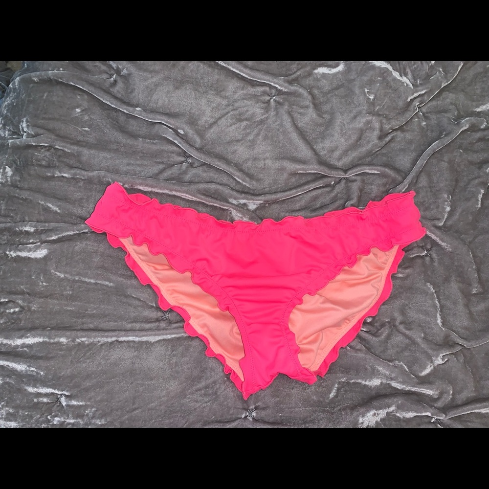 Victoria’s Secret pink scrunch butt swim size M